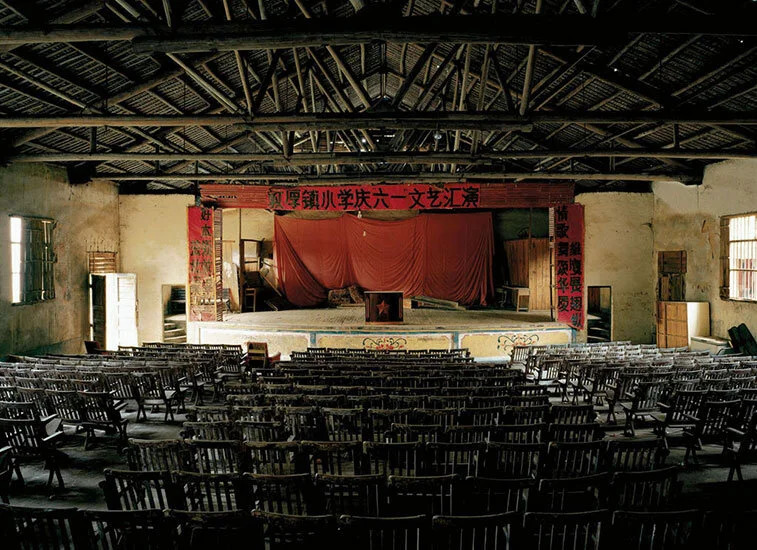 Shao Yinong and Muchen, Gaotang, 2003, C-Print, 122 x 168 cm.
