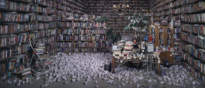 《跟他学》130×300cm C-print 2010